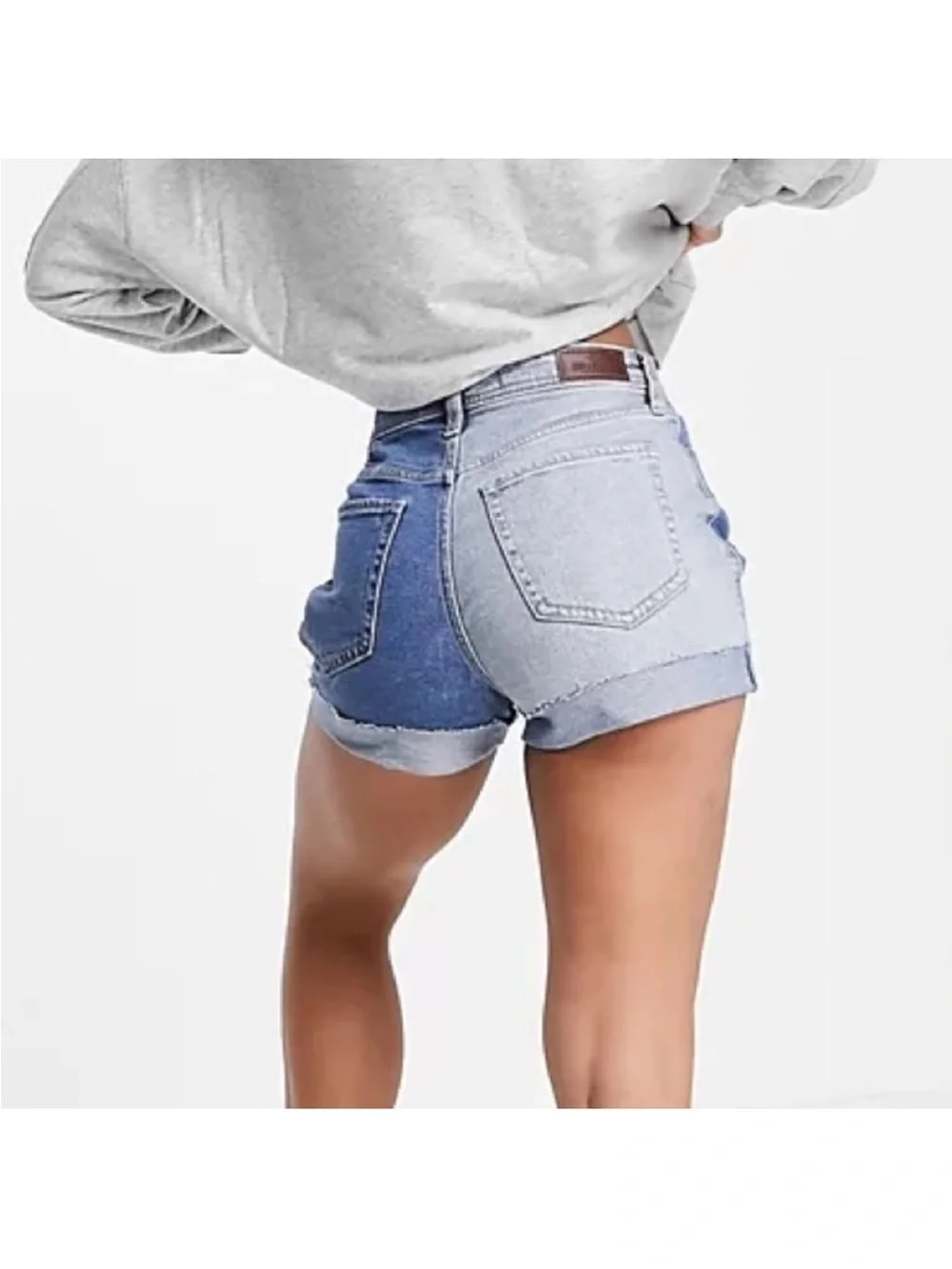 Hollister Two Tone Ultra High Rise Mom Shorts - Picture 7 of 7